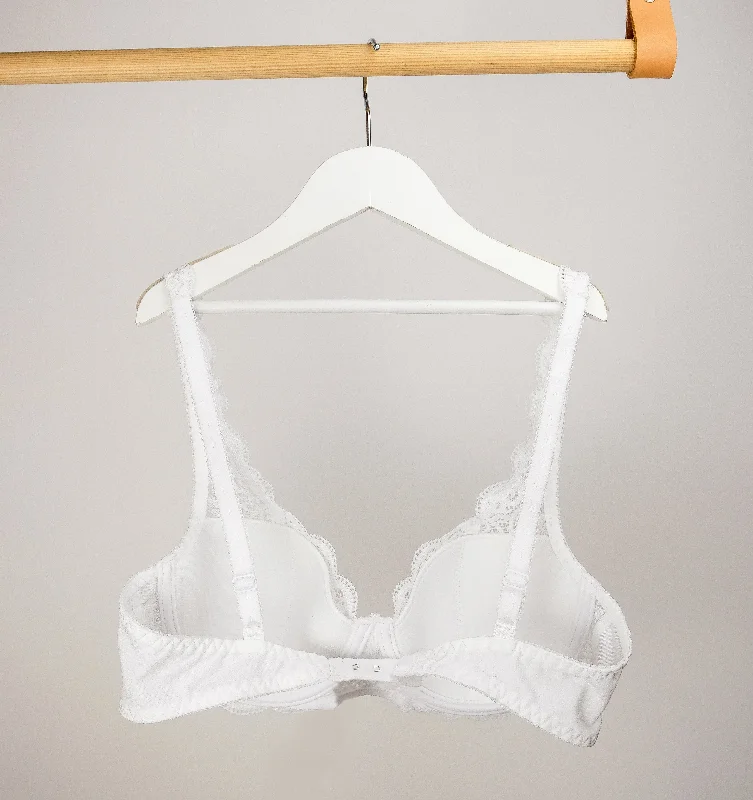 Scalloped lace balconette [White]