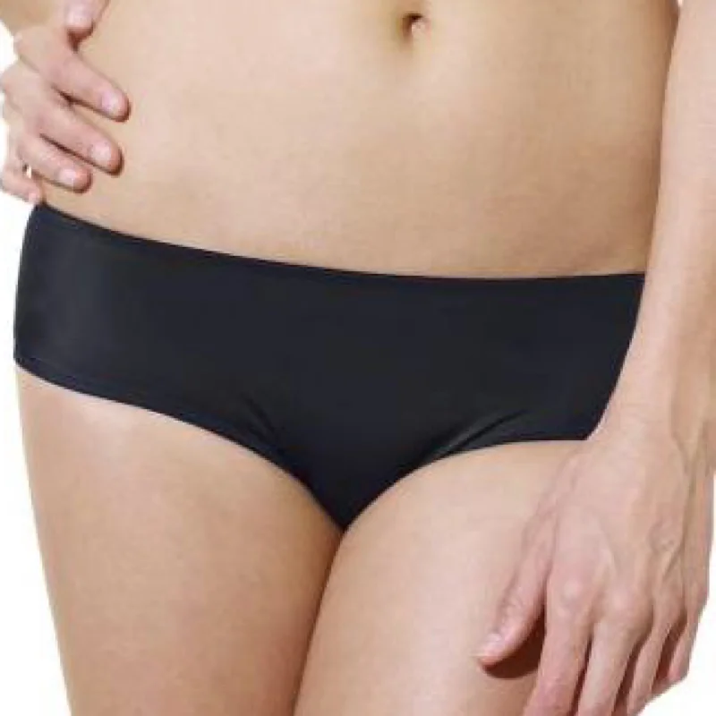 Panache Porcelain Short (Black)