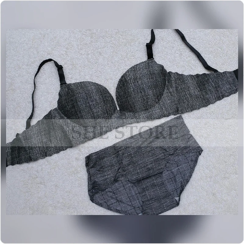 Check Soft Padded Bra Set With Premium Quality