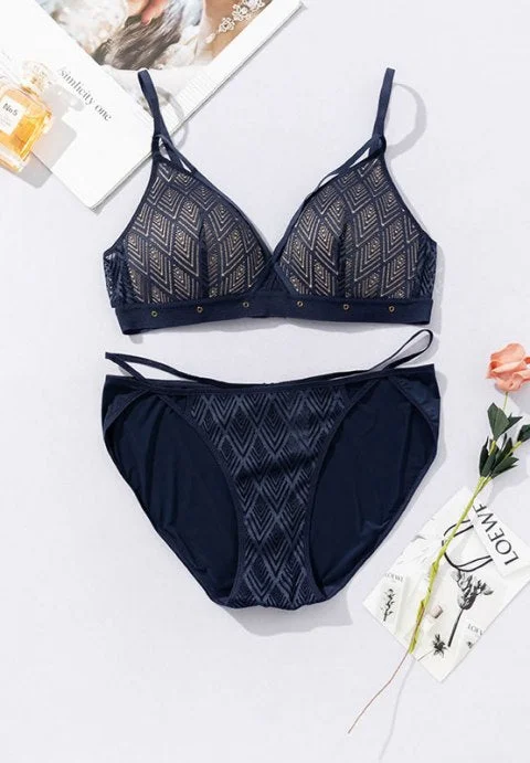 Lure Me In Lace Bralette Set