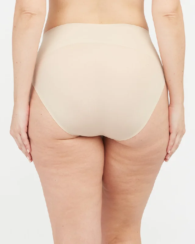 Spanx SP0215 Undietectable Brief Soft Nude